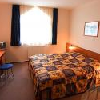 Hotel Platán kétágyas szabad szobája Székesfehérvár centrumában