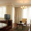 A budapesti Queens Court apartman hotel 3 szobából álló lakosztálya, teljes luxus felszereléssel